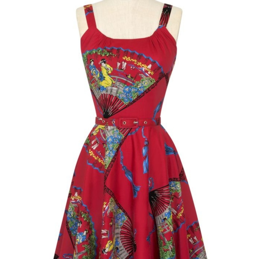 Trashy Diva Fans with belt vintage style